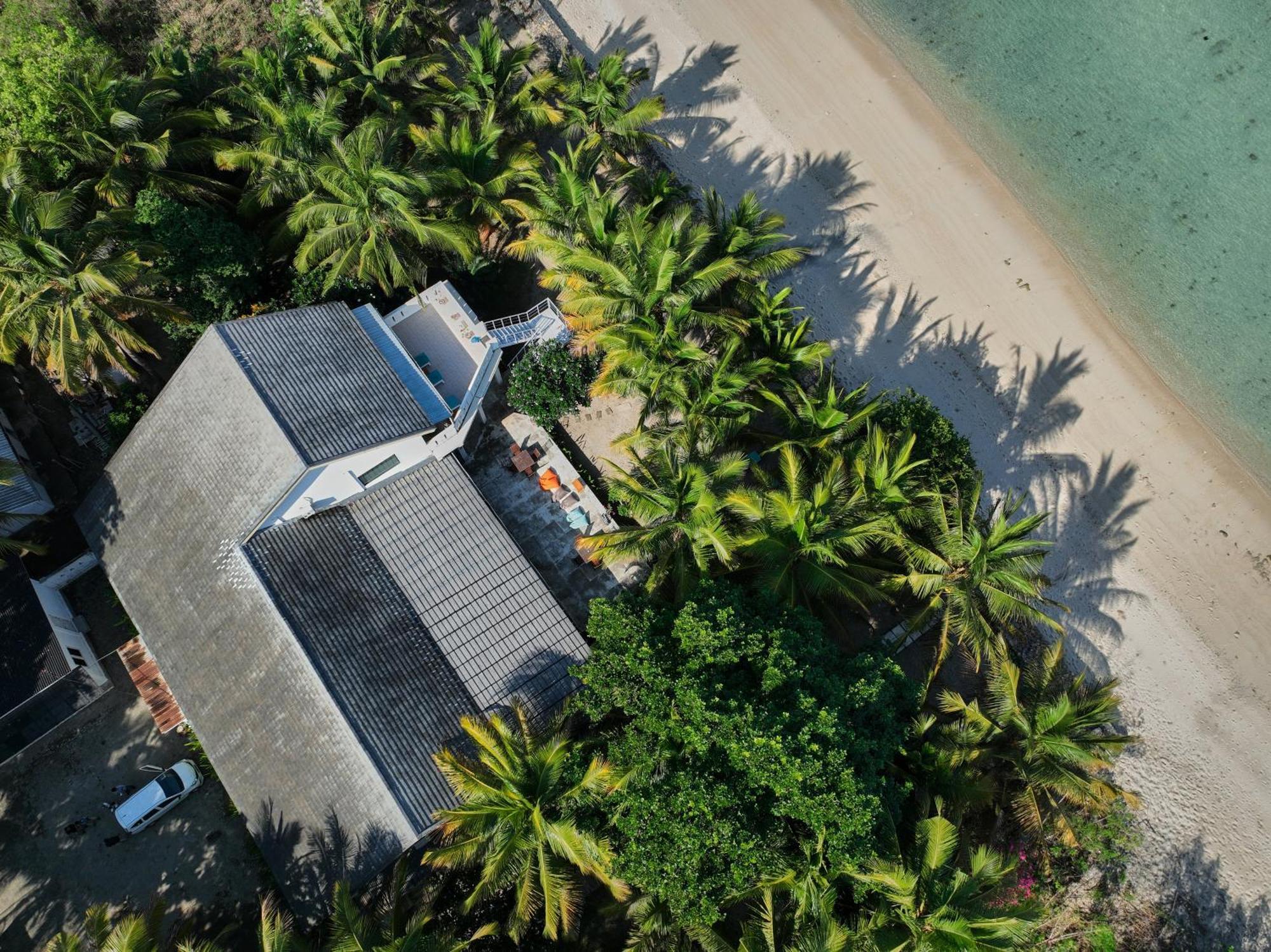 Myamo Beach Lodge Jereweh Экстерьер фото